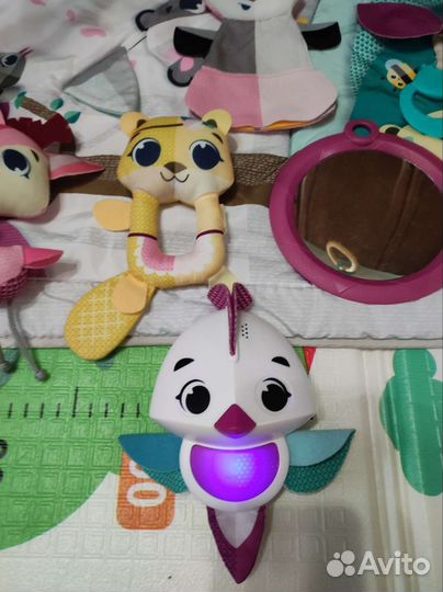 Развивающий коврик tiny love принцесса