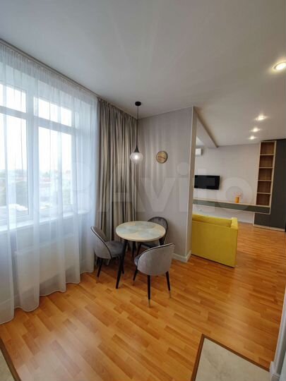 1-к. квартира, 42 м², 9/10 эт.