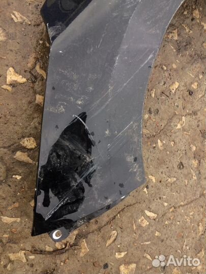 Крыло переднее левое на Hyundai Solaris 2