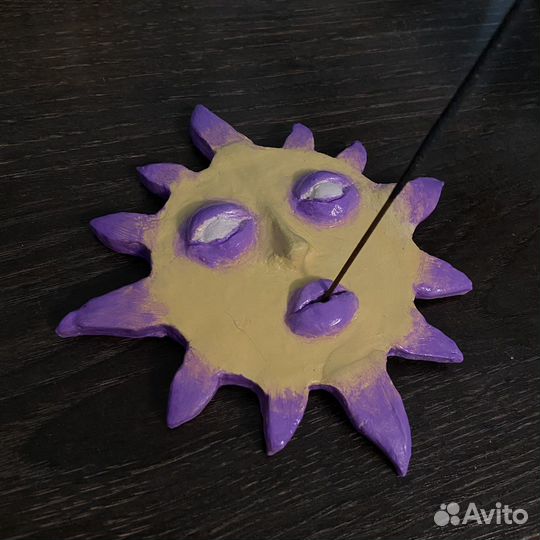 Подставка для благовоний в виде солнца