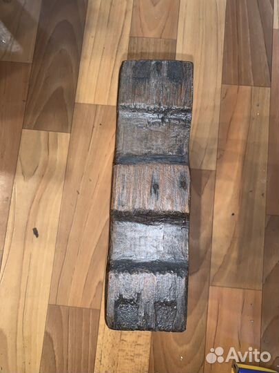 Резной киот для иконы 10,5х9,5 см