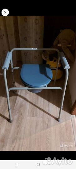 Кресло-унитаз для инвалидов новое(в упаковке)