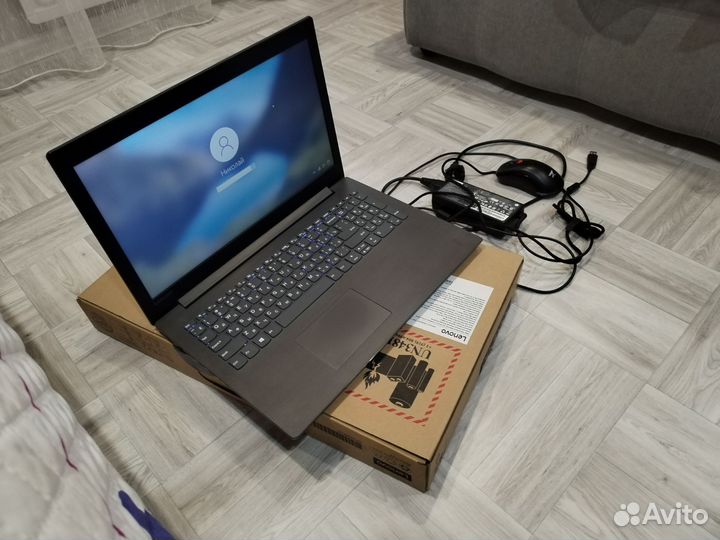 Игровой ноутбук Lenovo IdeaPad 330-15ICH