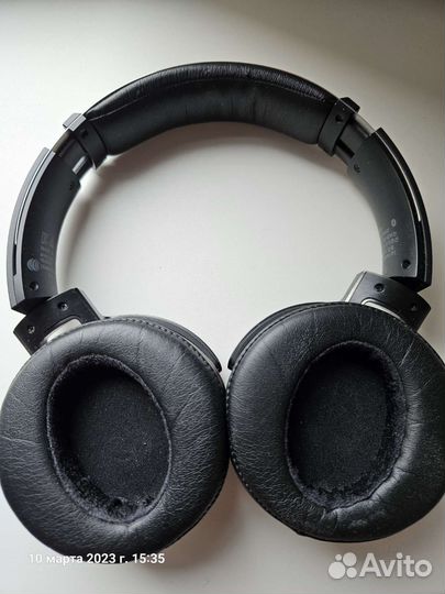 Беспроводные наушники