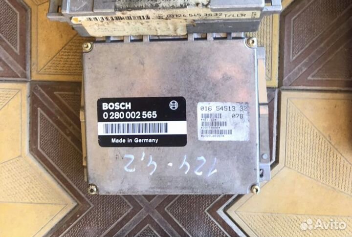 Блок управления двигателем Мерседес е124 w124