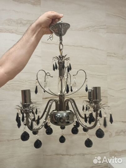 Продам хрустальную люстру