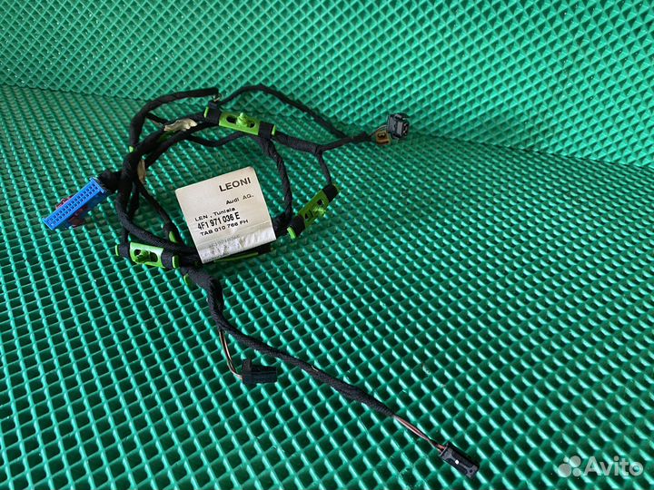 Проводка двери передняя правая Audi A6C6