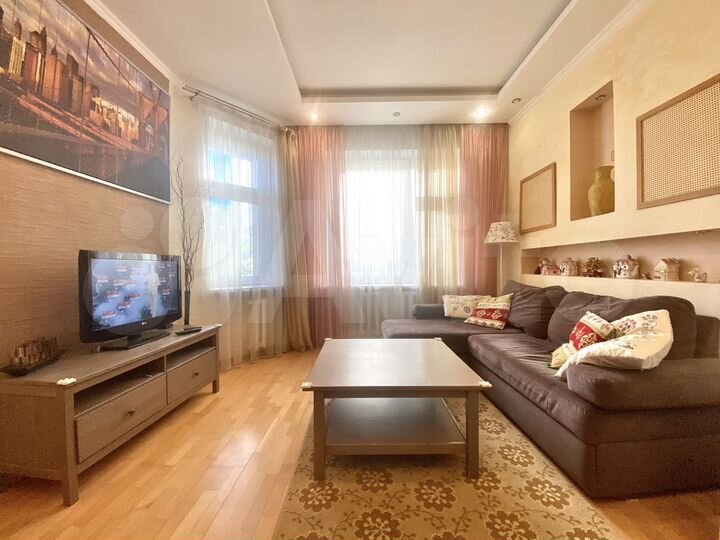 2-к. квартира, 63 м², 4/6 эт.