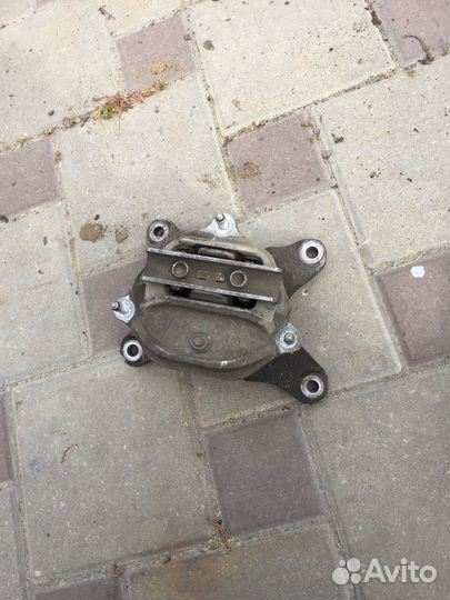 Подушка АКПП Audi a6 c7