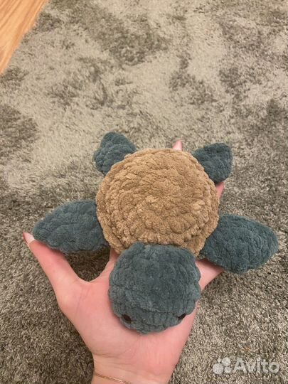 Вязаная игрушка черепашка