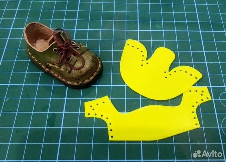 Для кукольной обуви Paola Reina