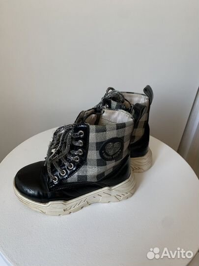 Ботинки демисезонные для девочки