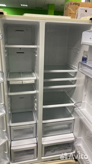 Холодильник Samsung RS54N3003EF, бежевый