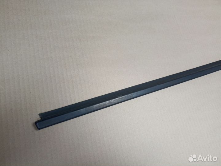 Накладка стекла наружная Opel Corsa C