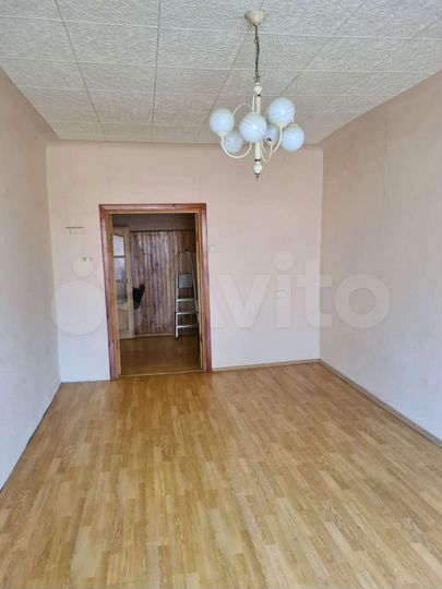 2-к. квартира, 64 м², 4/4 эт.