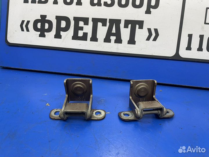 Петли крышки багажника LADA xray цена за пару