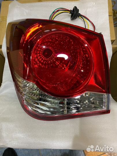 Фонарь задний chevrolet cruze 09- LH/RH 4D