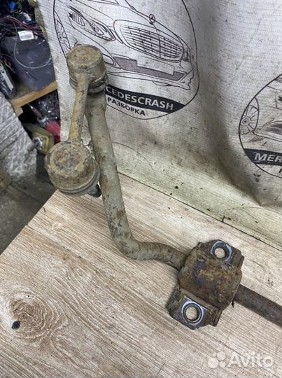 Стабилизатор задний Мерседес w251