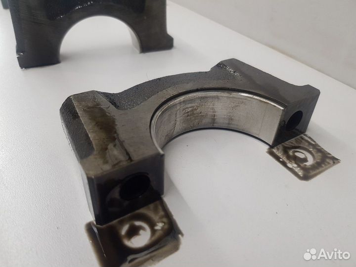 Крышка коленвала бугель 2.2 C8S1A (Ford Transit)