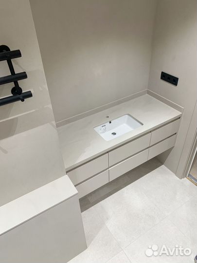 Столешница из акрилового камня