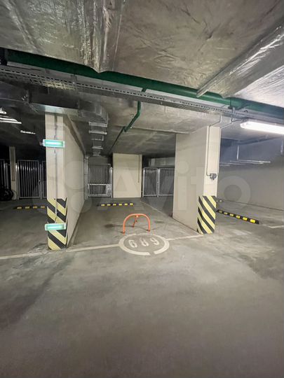 Машиноместо, 16 м²