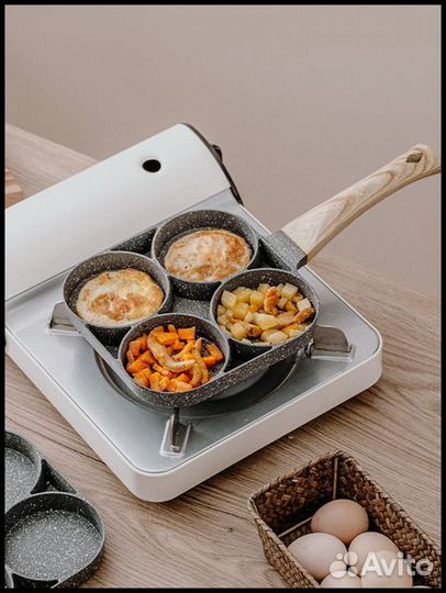 Сковорода четырёхсекционная для омлета/яичницы