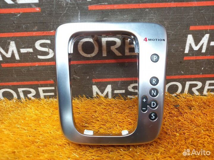 Консоль селектора Volkswagen Tiguan 5N cawa 2009