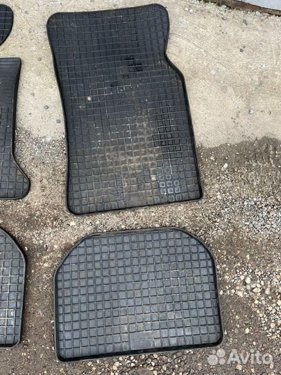 Комплект ковриков BMW E38 резиновых