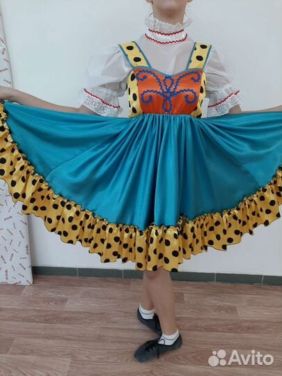 Танцевальные костюмы хореографического коллектива