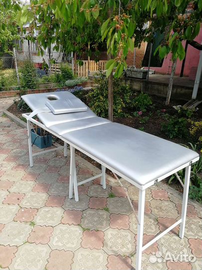 Массажный стол