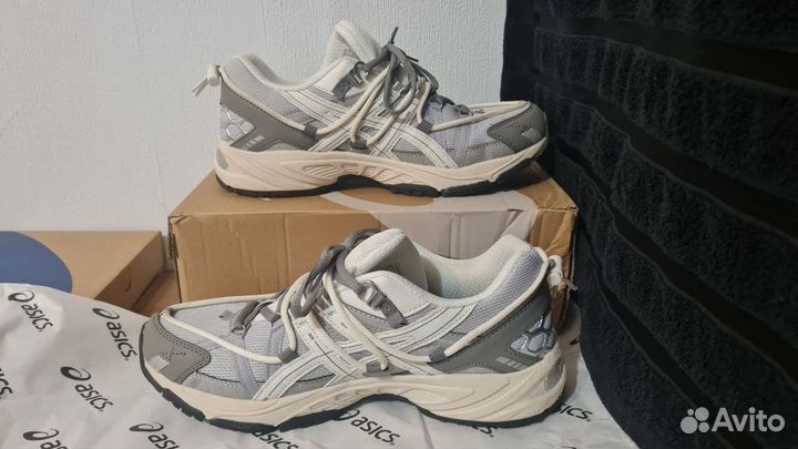 Кроссовки Asics gel Kahana TR V2 оригинал на руках