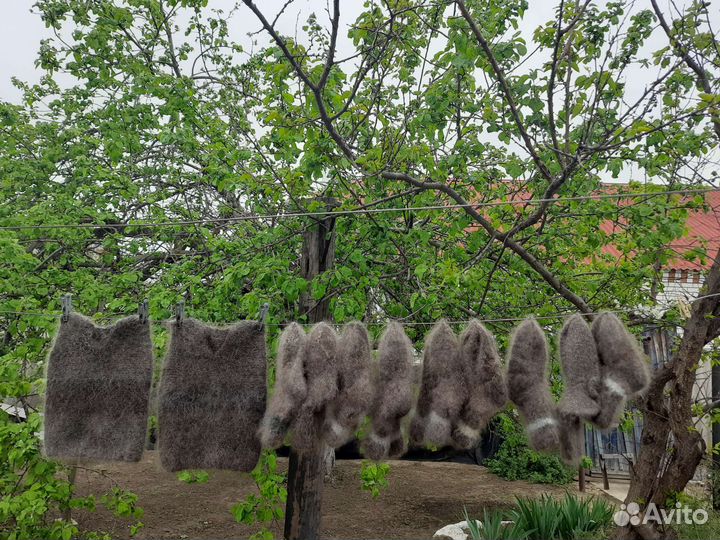 Продам носки коз.пух,жилетки