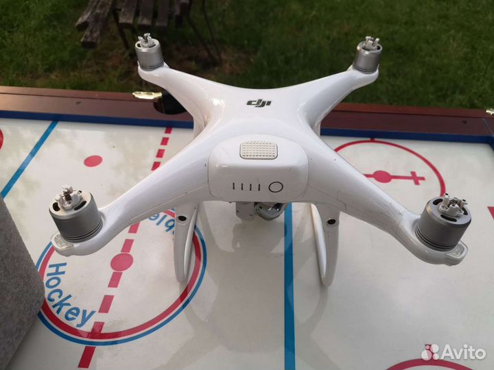 Коптер дрон DJI Phantom 4 Pro