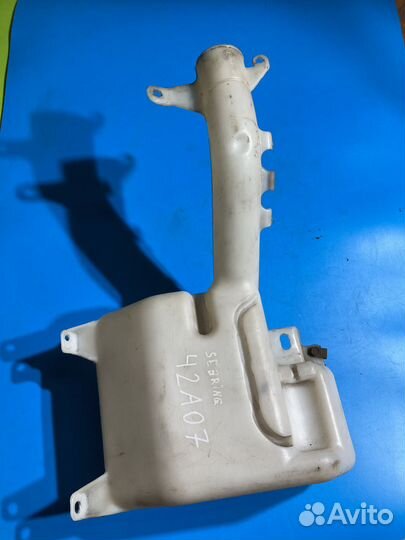 Бачок омывателя Chrysler Sebring 2006-2010