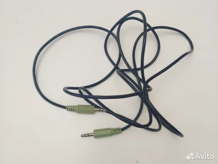 Кабель AUX 1,7. Метров новый
