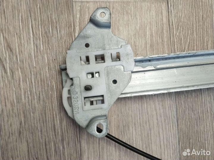 Стеклоподъемник Mitsubishi Lancer 9 задний правый