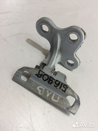 Петля двери передняя левая верхняя (Volvo S60)