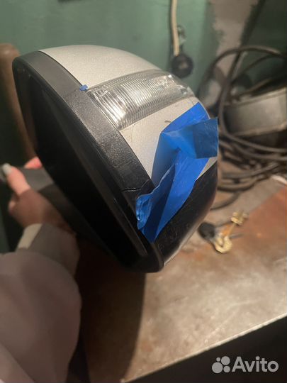 Боковое правое зеркало на Suzuki grand vitara