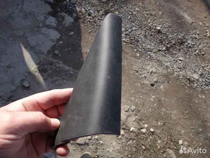 Тойота бб накладка на дверь уголок bB Coo 06-13