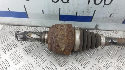 Привод задний левый volvo XC90 1 (11V01MP01)