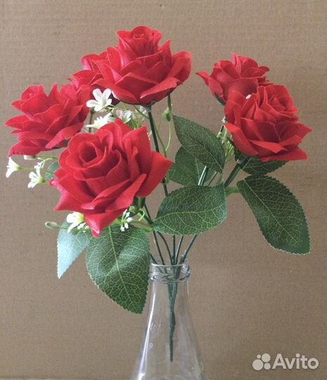 Искусственные цветы из бархата