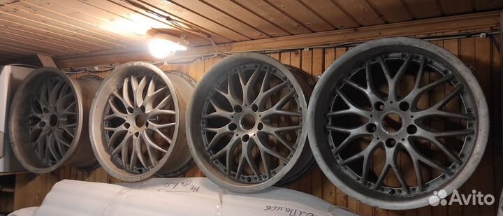 R18 Michelin Pilot Sport 2 265/40, PCD 5x120 DIA 70.3