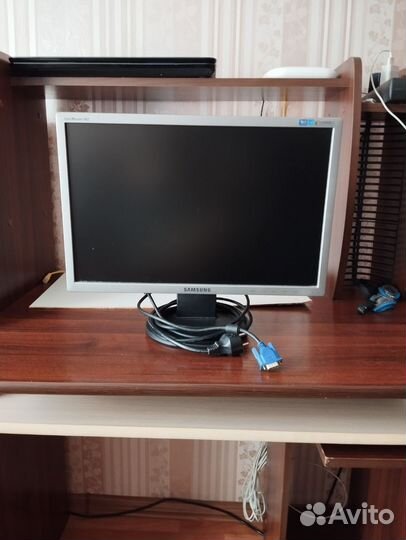 Монитор Samsung