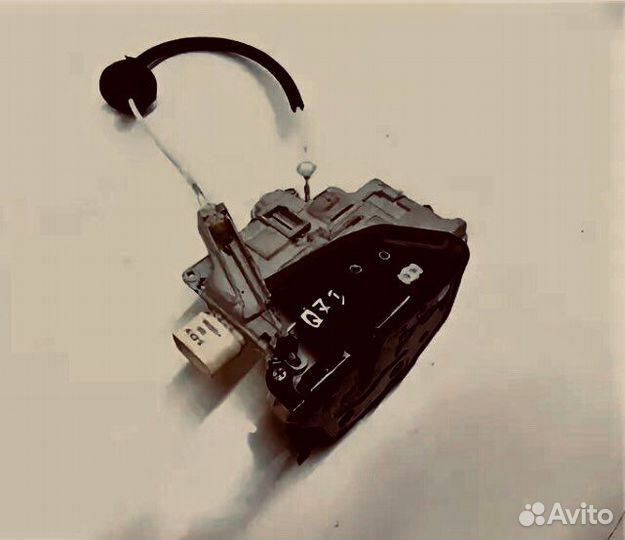 Audi Q7 замок двери