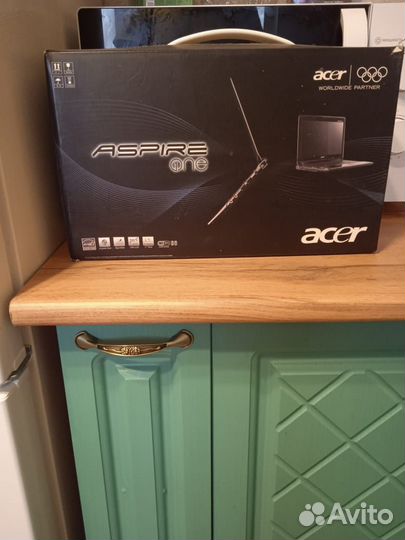 Нетбук Acer aspire one