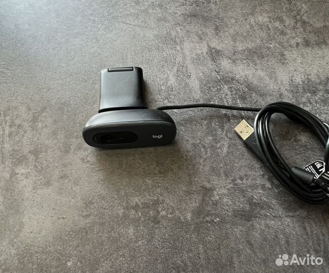 Веб камера Logitech c270