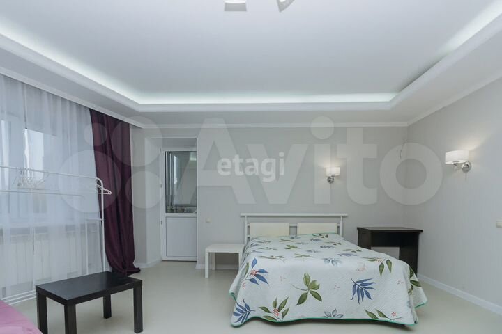 2-к. квартира, 65 м², 5/15 эт.