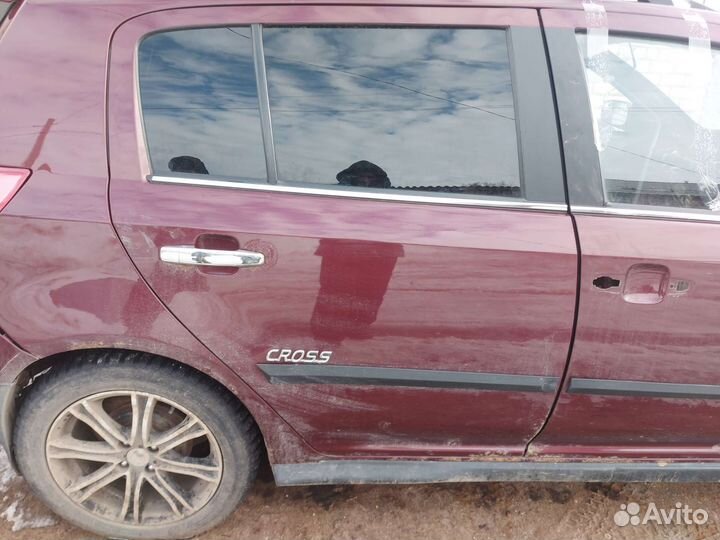 Стекло двери Geely MK cross