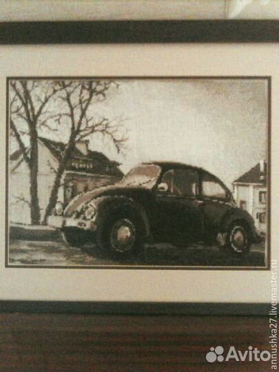 Продам картину вышитую крестом