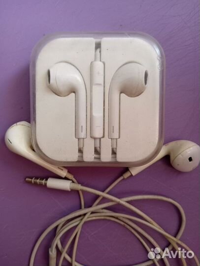 Наушники apple earpods lightning:проводные